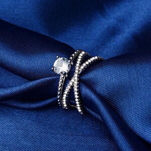 **NINETTA* Silver x Zircon Fashion Ring Size 7